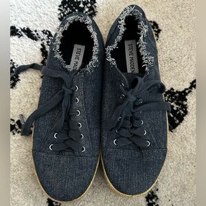 Steve Madden Sneakers